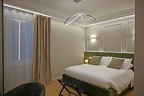 Mom Apartment Rooms&Suites