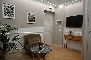 Mom Apartment Rooms&Suites
