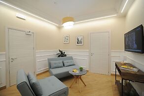 Mom Apartment Rooms&Suites
