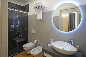Mom Apartment Rooms&Suites