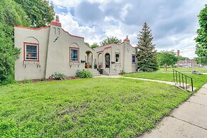 Minneapolis Vacation Rental ~ 5 Mi to Downtown!