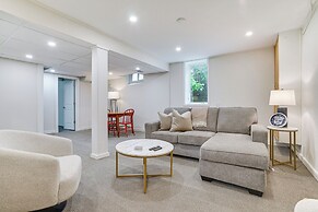 Minneapolis Vacation Rental ~ 5 Mi to Downtown!