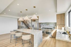 Luxe Retreat w/ Theater Room: Walk to Bear Lake!