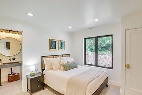 Luxe Retreat w/ Theater Room: Walk to Bear Lake!