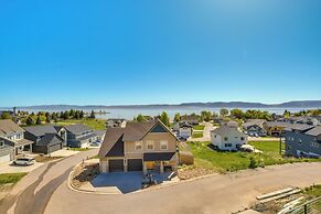 Luxe Retreat w/ Theater Room: Walk to Bear Lake!