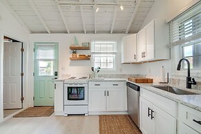 Idyllic Plymouth Vacation Rental - Steps to Beach!