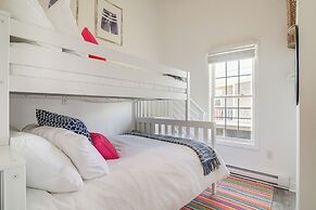 Idyllic Plymouth Vacation Rental - Steps to Beach!