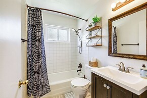 Family-friendly Clovis Home w/ Gas Grill + Patio!