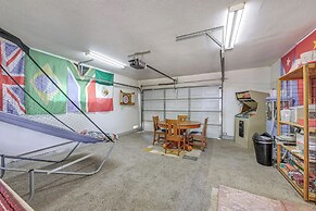 Family-friendly Clovis Home w/ Gas Grill + Patio!