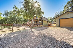 Family Cabin in Pine w/ Deck: Pets Welcome!