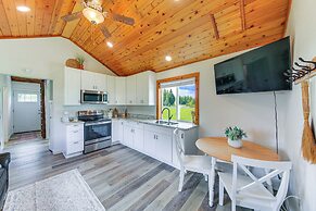 Peaceful Bonners Ferry Cabin w/ Deck & Mtn Views!