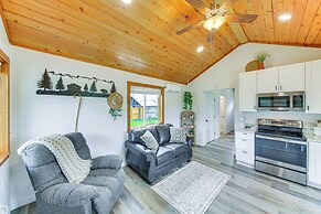 Peaceful Bonners Ferry Cabin w/ Deck & Mtn Views!