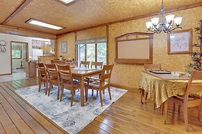 Peaceful Carrollton Retreat w/ Deck & Fire Pit!