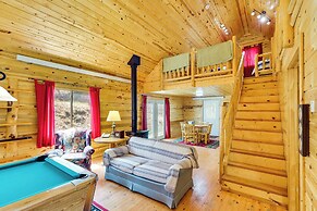 Hike, Unwind & Bring Your Pet: Deadwood Cabin!