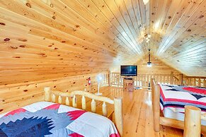 Wraparound Deck + Bbq: Pet-friendly Deadwood Cabin