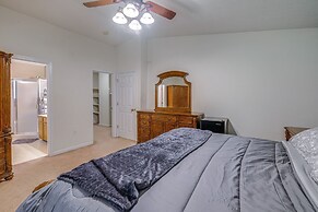Linden Family Home w/ Yard < 5 Mi to Wineries!