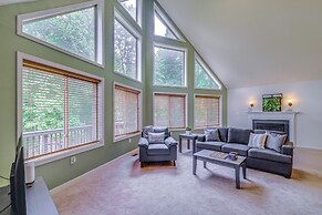 Linden Family Home w/ Yard < 5 Mi to Wineries!