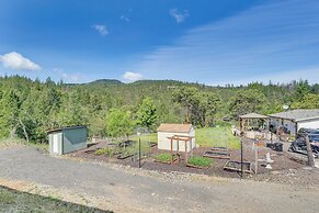 Hiking Trail On-site: Mtn-view Eagle Point Retreat