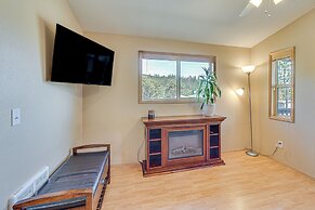 Hiking Trail On-site: Mtn-view Eagle Point Retreat