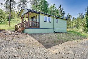 Hiking Trail On-site: Mtn-view Eagle Point Retreat