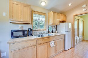 Hiking Trail On-site: Mtn-view Eagle Point Retreat