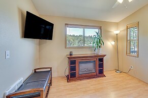 Hiking Trail On-site: Mtn-view Eagle Point Retreat