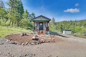 Hiking Trail On-site: Mtn-view Eagle Point Retreat