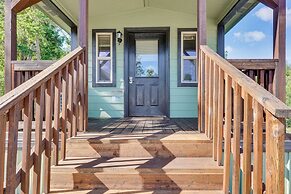 Hiking Trail On-site: Mtn-view Eagle Point Retreat