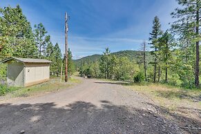 Hiking Trail On-site: Mtn-view Eagle Point Retreat