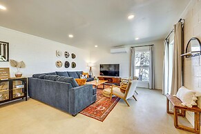 Secluded Home w/ Hot Tub - Near Joshua Tree Park!