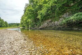 Secluded Vacation Rental Bordering Creek!