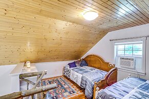 Secluded Vacation Rental Bordering Creek!