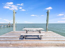 Shore Better Than Work 4 Bedroom Home by RedAwning