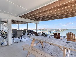 Shore Better Than Work 4 Bedroom Home by RedAwning