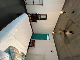 Tentgram Brick House