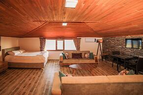 İvunya Apart & Otel