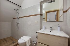 3973 Villa Ketty by Barbarhouse