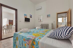 3973 Villa Ketty by Barbarhouse