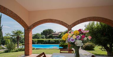 Daller Bianca con piscina