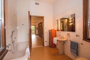 Daller Bianca con piscina