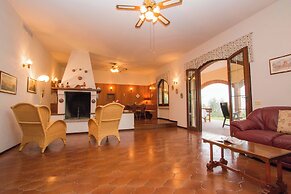 Daller Bianca con piscina