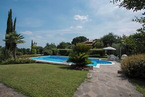 Daller Bianca con piscina