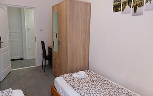 GoodMo Budapest Smart Rooms