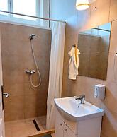 GoodMo Budapest Smart Rooms