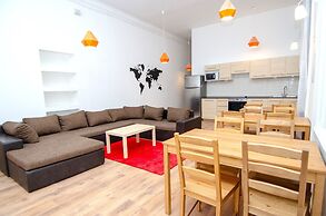 GoodMo Budapest Smart Rooms