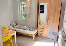 GoodMo Budapest Smart Rooms