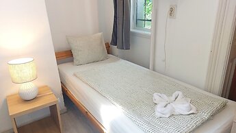 GoodMo Budapest Smart Rooms