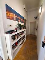 GoodMo Budapest Smart Rooms