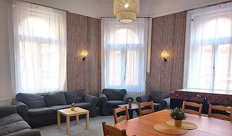 GoodMo Budapest Smart Rooms