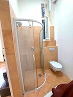 GoodMo Budapest Smart Rooms